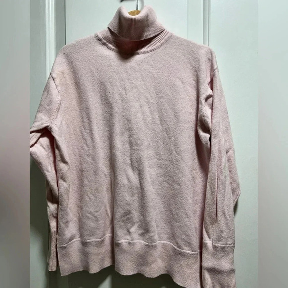 Zara Other - Zara turtleneck Top Size 9